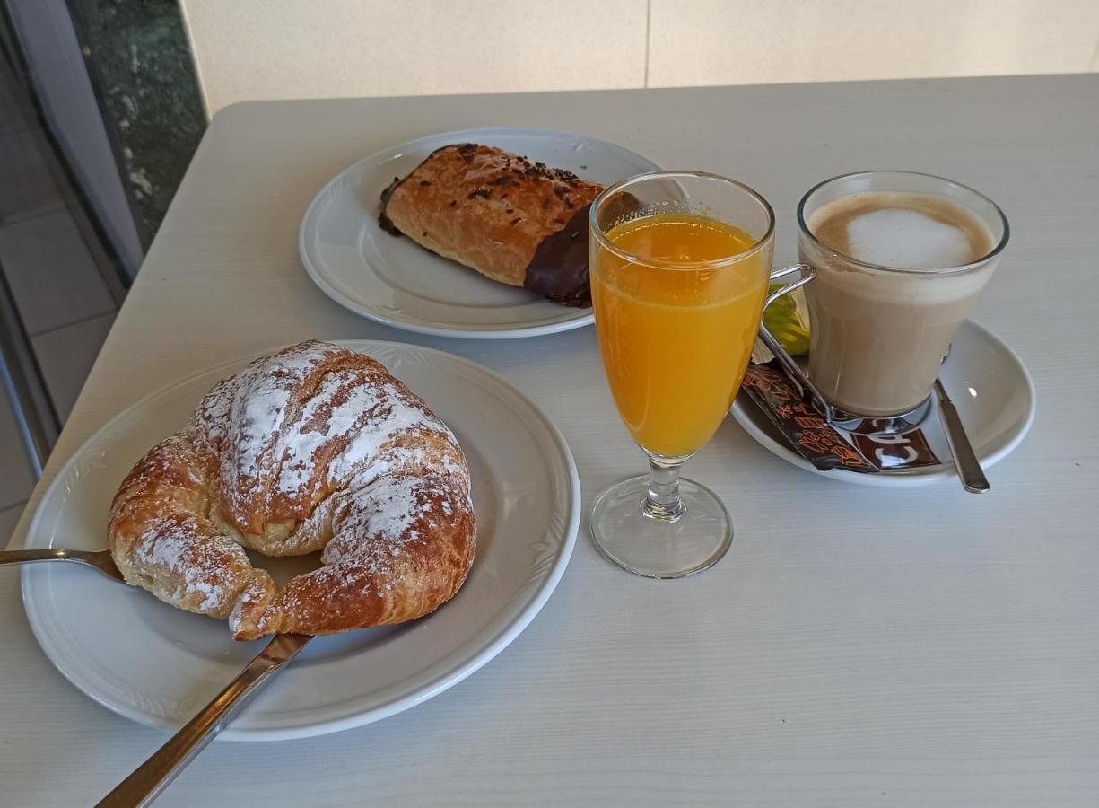 Hostal Restaurante Rancheiro Vigo Eksteriør bilde